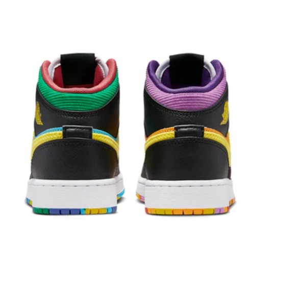 GS) Air Jordan 1 Mid GS 'Six Championships' - Picture 3 of 11